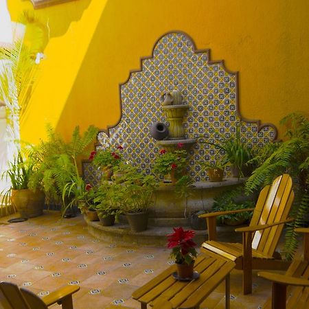 Casa Frida B&BOaxaca エクステリア 写真