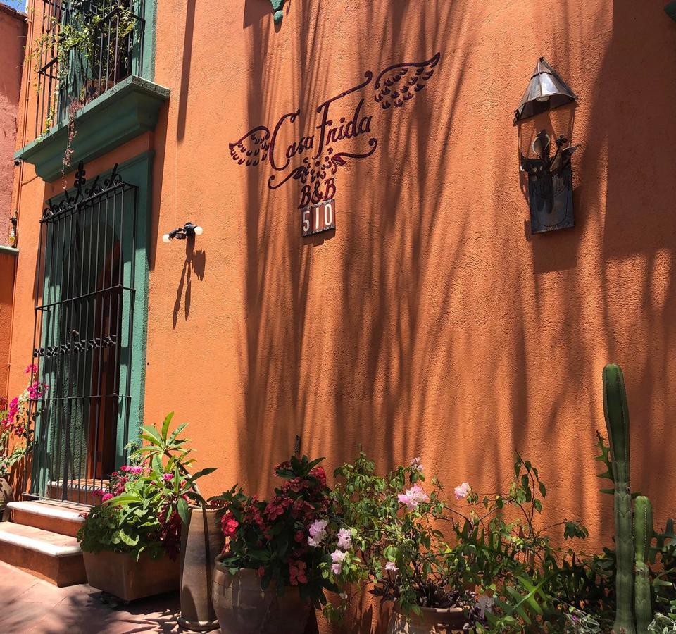 Casa Frida B&BOaxaca エクステリア 写真
